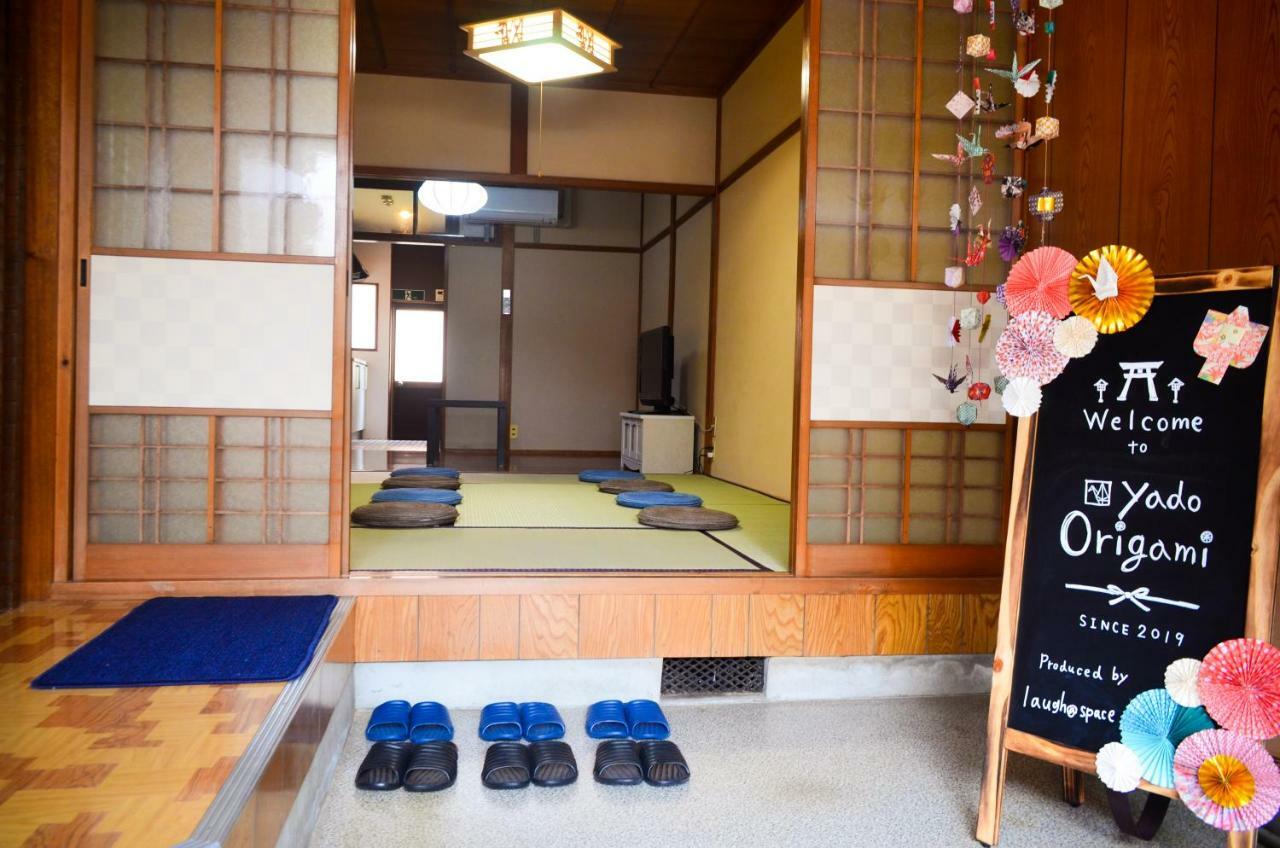 Yado Origami Apartment Takayama  Bagian luar foto