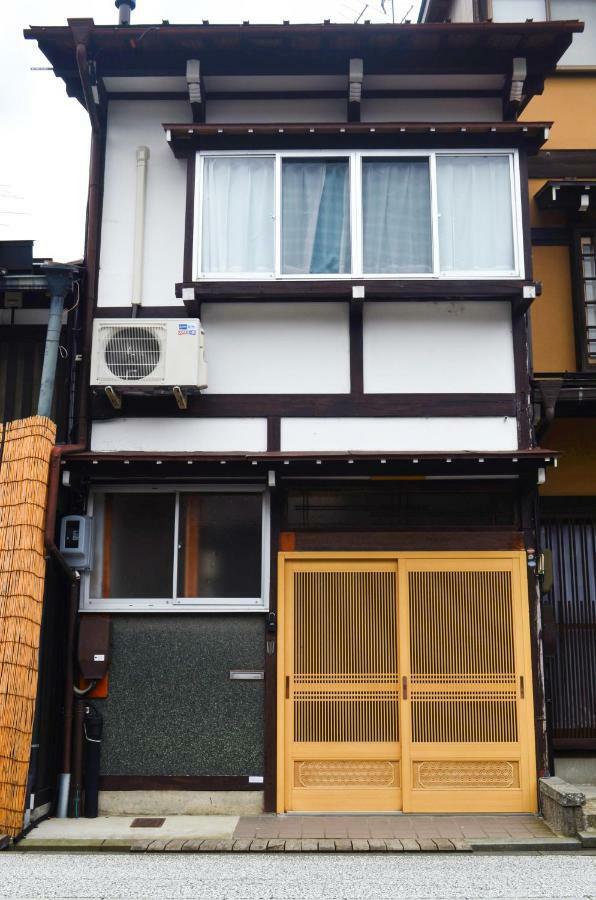 Yado Origami Apartment Takayama  Bagian luar foto